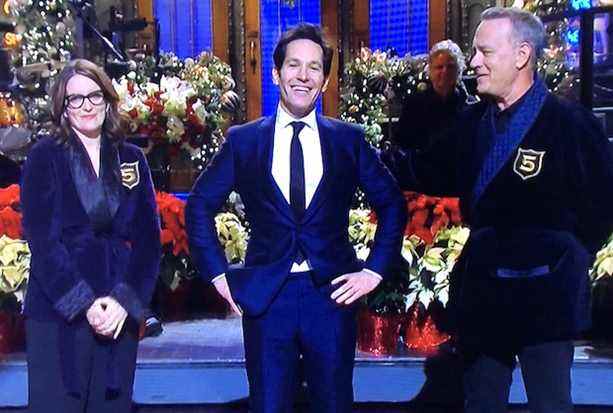 ‘SNL’: Tom Hanks, Tina Fey Intro Host Paul Rudd, exclus en raison de COVID