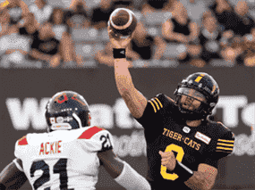 Le quart-arrière de Hamilton Tiger-Cat Jeremiah Masoli est 