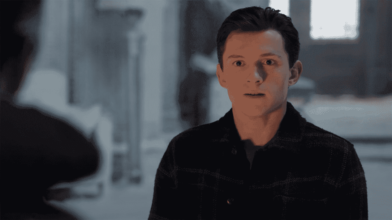 Tom Holland fait une pause dans la comédie et dit qu'il est peut-être temps pour une femme-araignée
