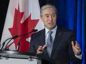 François-Philippe Champagne, ministre canadien de l'Innovation, des Sciences et de l'Industrie, prononce une allocution lors d'une conférence de presse de Maritime Launch Services à Halifax le 19 novembre 2021.