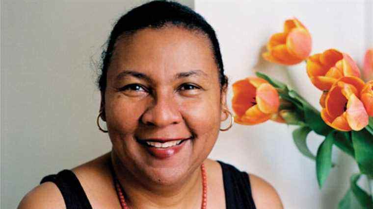 

	
		bell hooks, auteur et activiste primé, décède à 69 ans les plus populaires à lire Inscrivez-vous aux bulletins d'information sur les variétés Plus de nos marques
	
	
