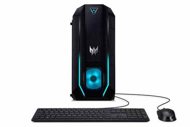 PC de bureau de jeu Acer Predator Orion 3000 avec clavier et souris.