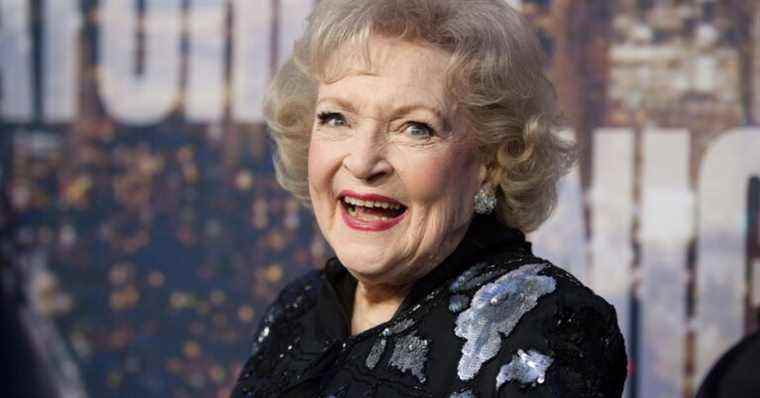 Betty White, icône de la comédie et star des Golden Girls, décède à 99 ans