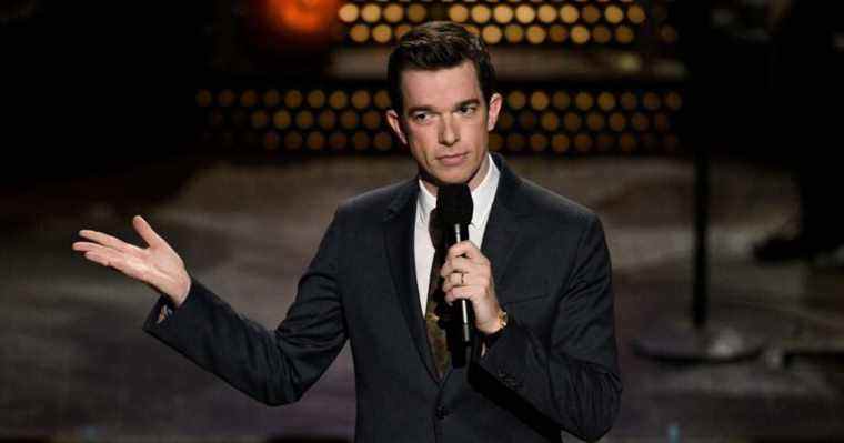 John Mulaney est un papa Instagram maintenant
