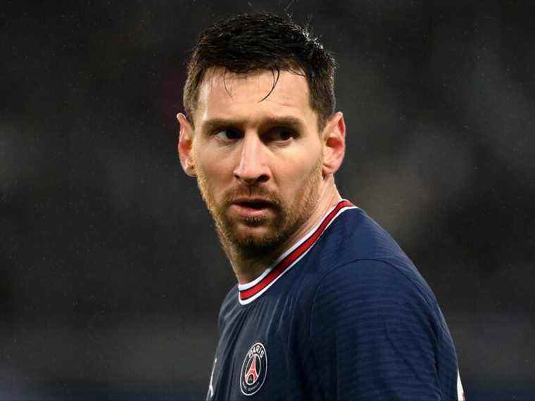 Lionel Messi et trois joueurs du PSG testés positifs au COVID-19