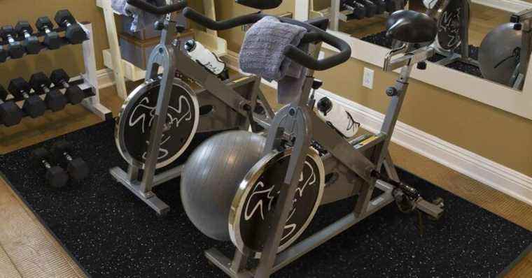 Les meilleurs tapis de gym sur Amazon, selon des critiques hyperenthousiastes
