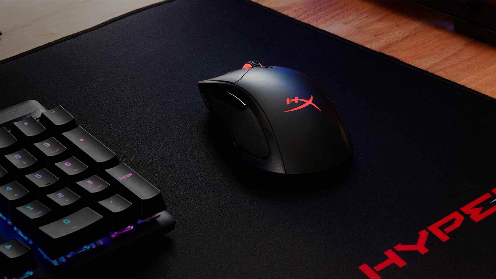 Revue HyperX Pulsefire Dart – une souris de jeu sans fil pondérée
