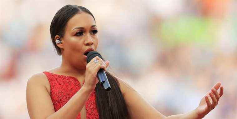 Rebecca Ferguson de X Factor annonce ses fiançailles avec son petit ami Johnny Hughes

