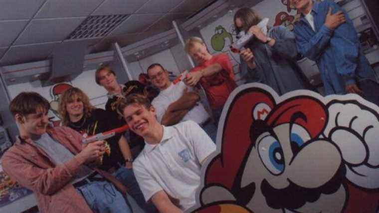 Nintendo Hotliner Life 1990-93: Tenir les téléphones pendant la guerre des consoles
