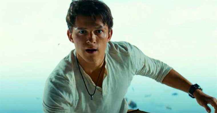 Tom Holland a présenté un jeune film de James Bond avant le casting d'Uncharted
