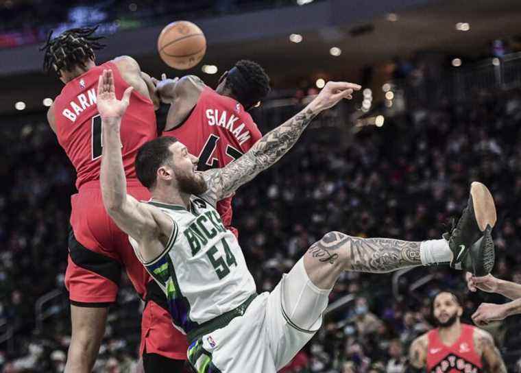 BLOG DES RAPTORS : Le monstre à cinq têtes d’une formation de départ a l’air bien