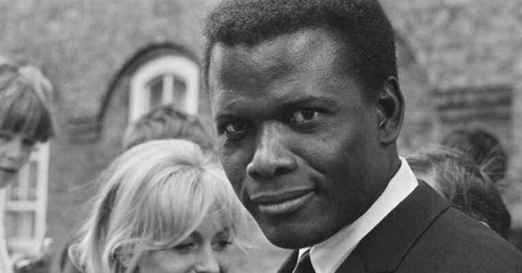 Sidney Poitier, star de cinéma, militant des droits civiques et pionnier des Oscars, décédé à 94 ans