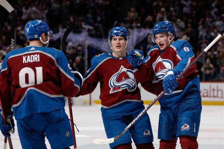 Les Maple Leafs perdent leur avance contre l’Avalanche en prolongation