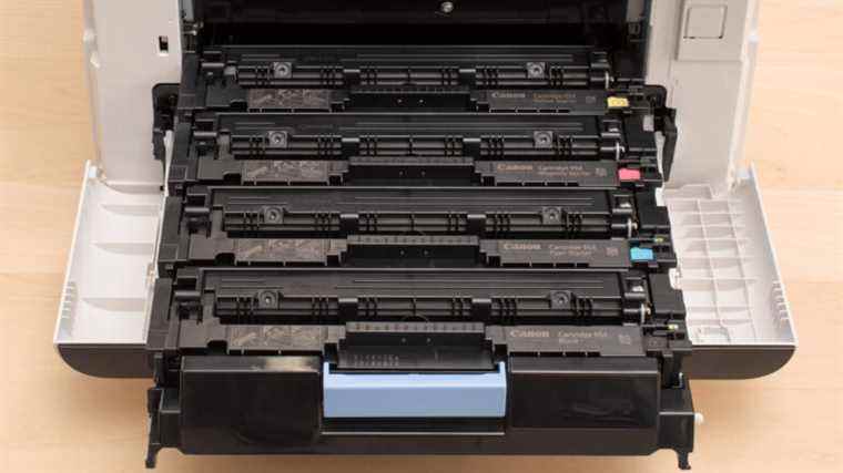 La pénurie de semi-conducteurs affecte les cartouches de toner Canon, obligeant les utilisateurs à contourner les avertissements sur leurs imprimantes