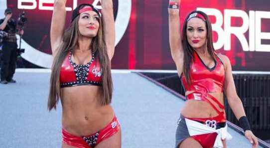 La WWE annonce les Bella Twins et Mickie James d'IMPACT pour le match Royal Rumble