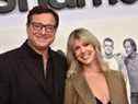 L'acteur Bob Saget et sa femme la journaliste Kelly Rizzo arrivent pour la série Showtime 