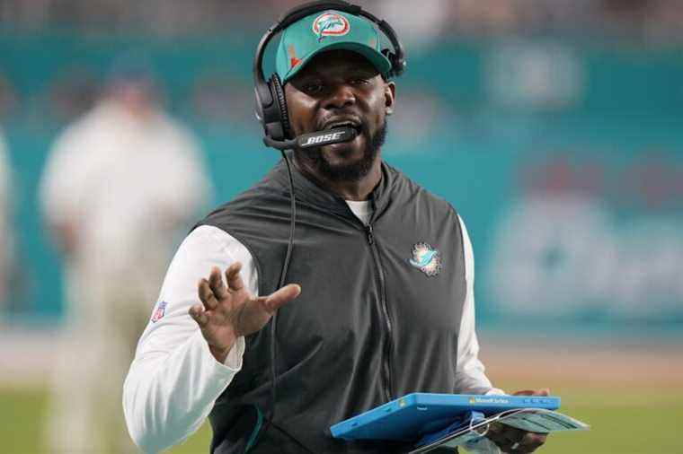 Brian Flores, entraîneur-chef des Dolphins limogé