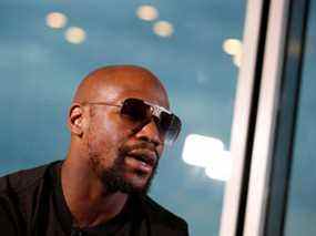 Le boxeur Floyd Mayweather Jr. des États-Unis à Tokyo.