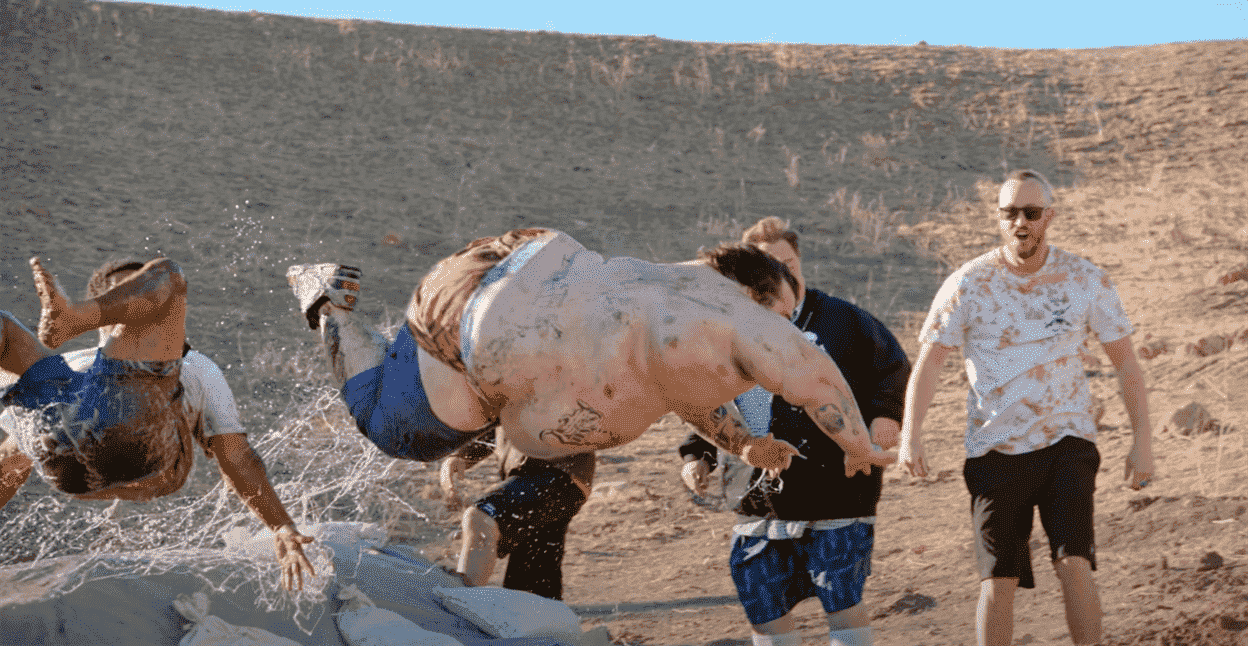 La bande-annonce finale de Jackass Forever montre des cascades absurdes et malavisées
