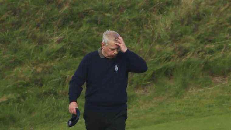 Le prince Andrew perd le parrainage des clubs de golf NI