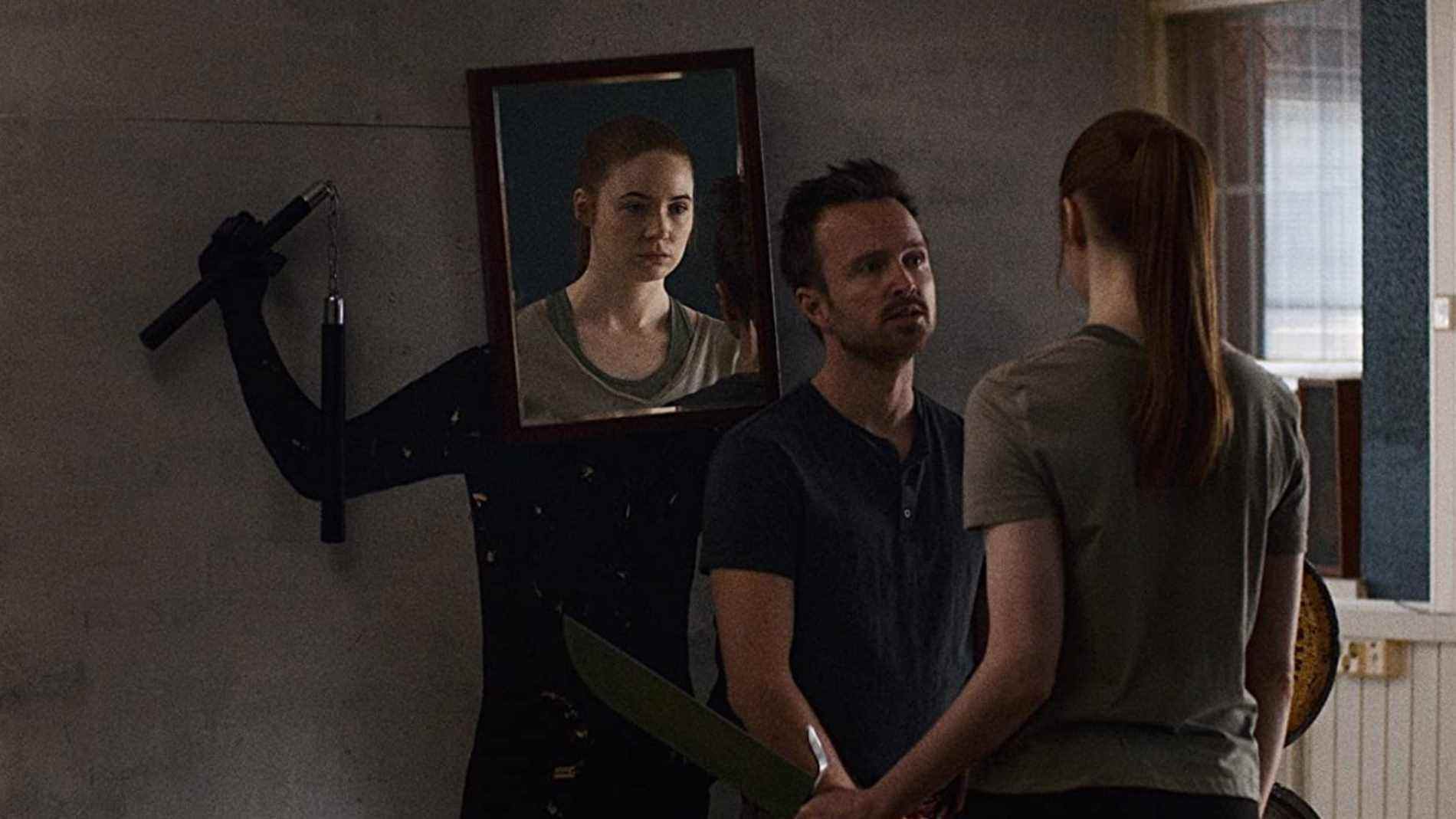 Karen Gillan et Aaron Paul dans Double