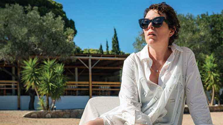 

	
		« La fille perdue » : le créateur de costumes Edward K. Gibbon sur l'habillage d'Olivia Colman : « Elle ressemble beaucoup à une femme sous contrôle »
	
	
