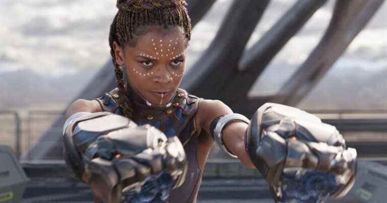 Letitia Wright est de retour sur le plateau de tournage de Black Panther : Wakanda Forever
