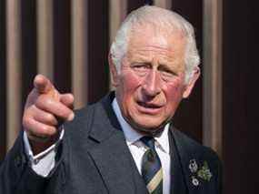 Le prince Charles effectue une visite pour ouvrir officiellement la galerie d'art d'Aberdeen réaménagée, Schoolhill, le 21 septembre 2021 à Aberdeen, en Écosse