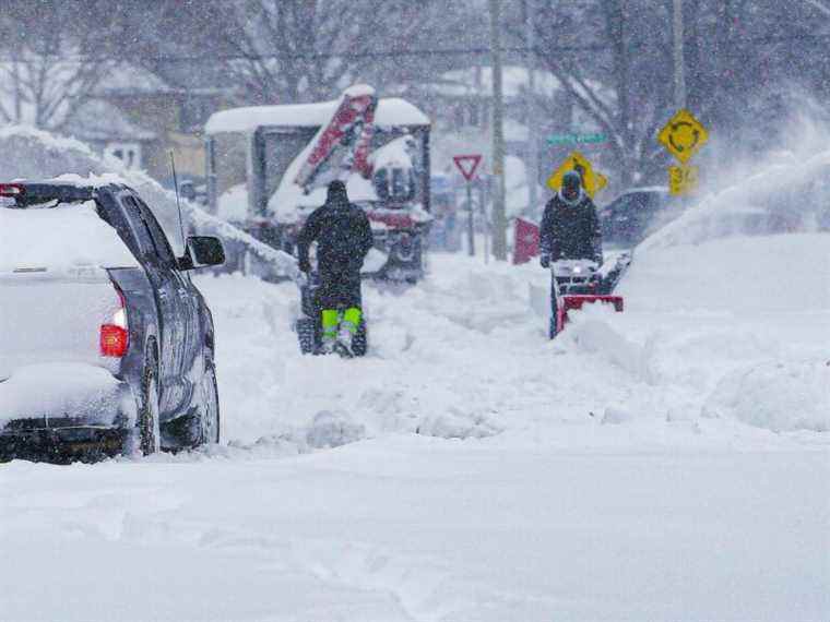 Conseils de déneigement pour vous aider à vous sortir en toute sécurité des tempêtes hivernales