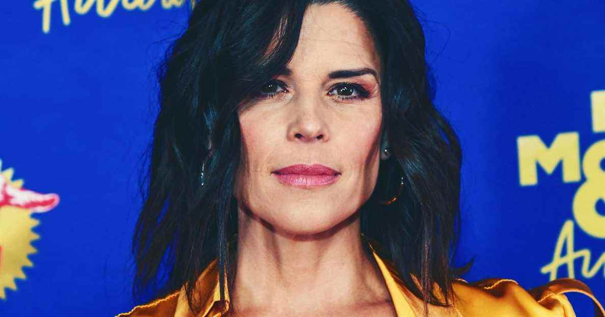 Neve Campbell a été une fois attaqué par un ours sur un plateau de tournage
