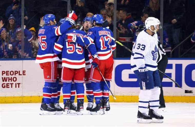 Une autre avance de deux buts disparaît, les Maple Leafs perdent face aux Rangers