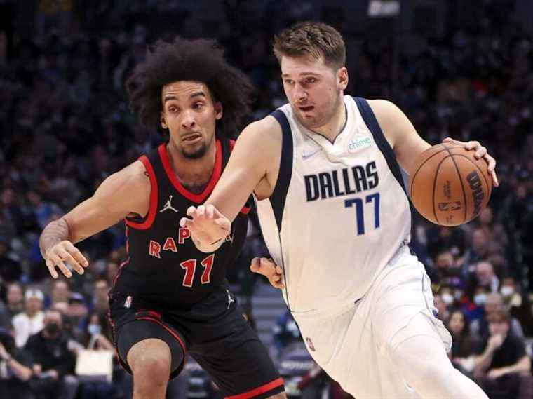 Finition furieuse mais les Raptors échouent face aux Mavericks de Doncic