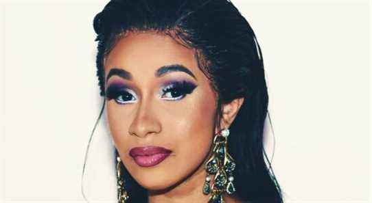 Cardi B propose de payer les frais funéraires des victimes de l'incendie du Bronx