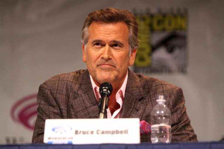 Bruce Campbell partage hilarante le faux message de Spider-Man 4 de "Sam Raimi"
