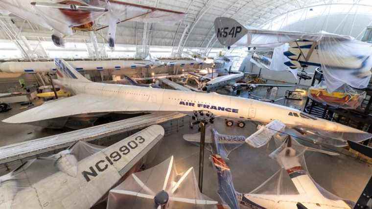 À l’intérieur du centre Steven F. Udvar-Hazy du Smithsonian