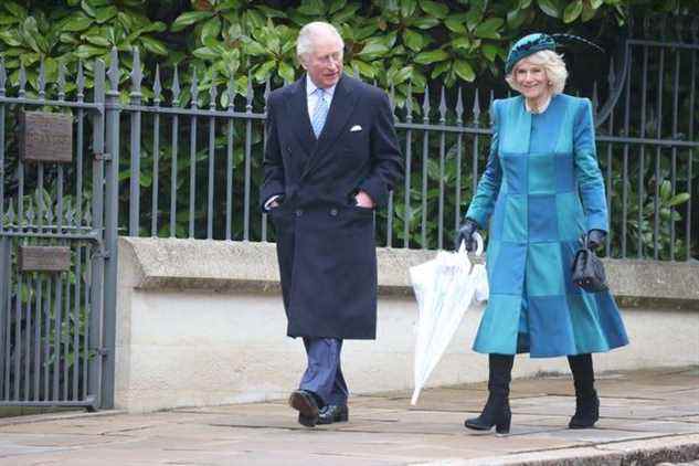 La famille royale assiste au service religieux du jour de Noël