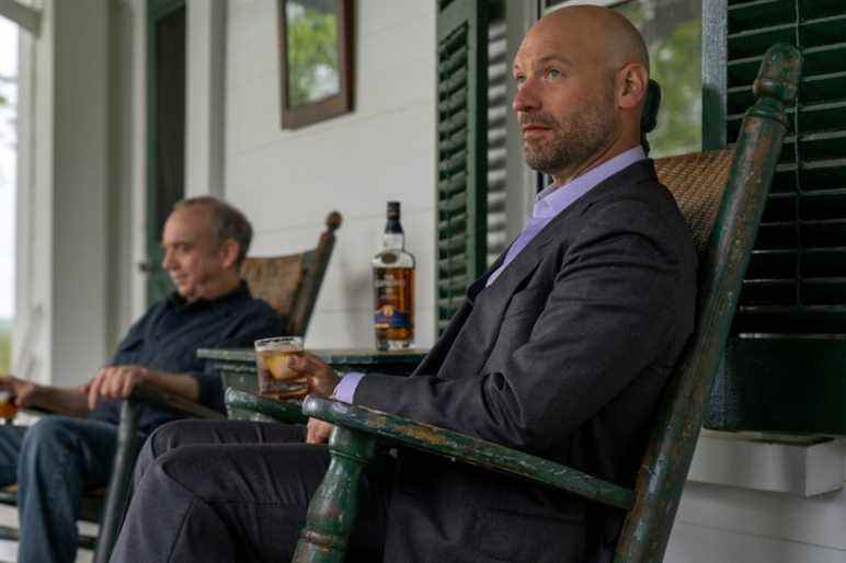 (L-R): Paul Giamatti as Chuck Rhoades and Corey Stoll as Michael “Mike” Prince in BILLIONS, “Cannonade”.  Photo credit: Jeff Neumann/SHOWTIME.