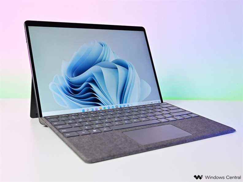 Surface Pro 8 Héros