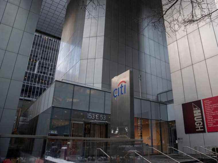 Citigroup et Credit Suisse demandent à certains travailleurs américains de revenir au bureau au milieu des affaires Omicron en recul