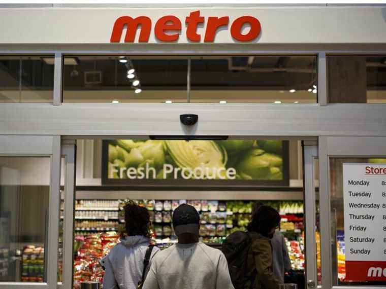 Metro utilise les marges bénéficiaires pour absorber l’inflation alimentaire et résiste aux appels à des salaires plus élevés