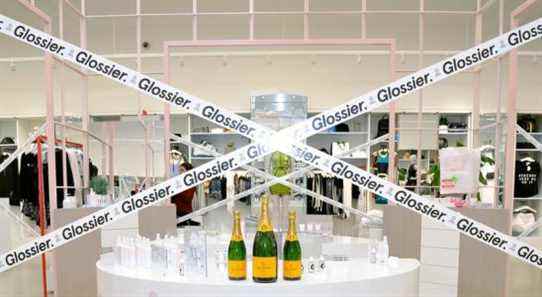 Glossier annonce des licenciements "difficiles mais nécessaires"