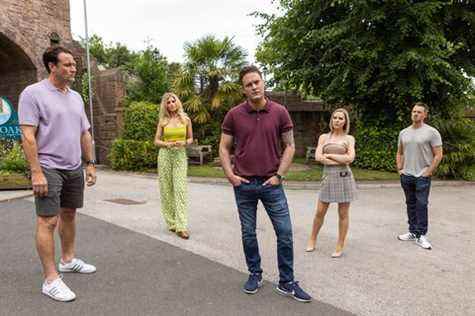 tony hutchinson, mandy richardson, luke morgan, cindy cunningham et darren osborne dans hollyoaks