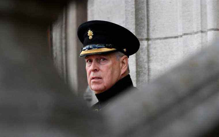 La décision de la reine de rompre les liens officiels avec le prince Andrew « pourrait être utilisée contre lui devant un tribunal »