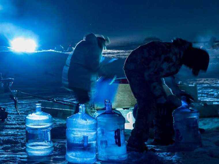 « Le diable est définitivement dans les détails » : comment le carburant a pu entrer dans l’eau d’Iqaluit