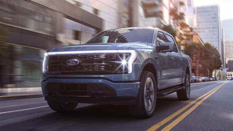 2022 Ford F-150 Lightning Platinum à partir de 92 569 $