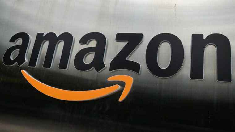 Amazon supprime les congés payés pour les travailleurs atteints de Covid-19 après la mise à jour des directives du CDC