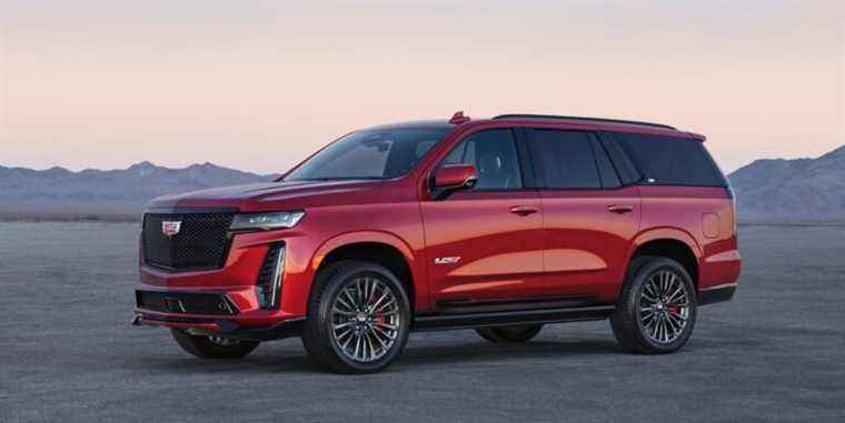 Cadillac Escalade V 2023 Sports Design agressif dans de nouvelles photos