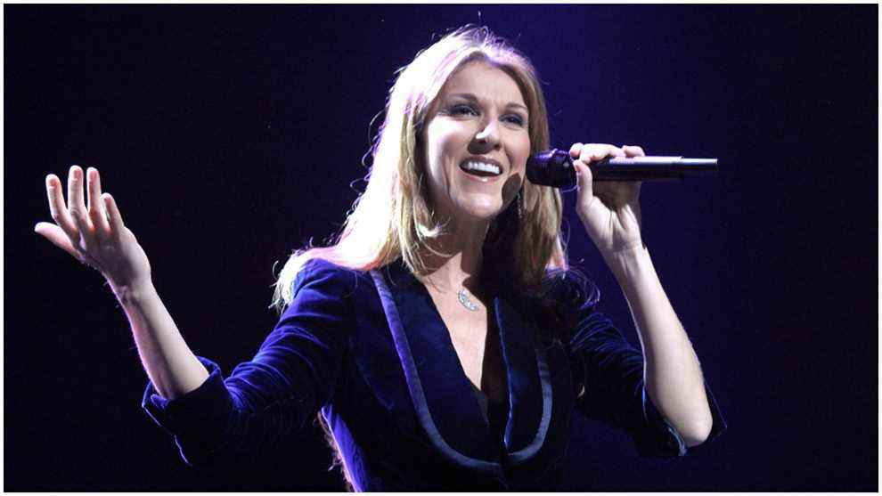 

	
		Céline Dion annule les dates de sa tournée nord-américaine 2022 en raison de problèmes de santé
	
	
