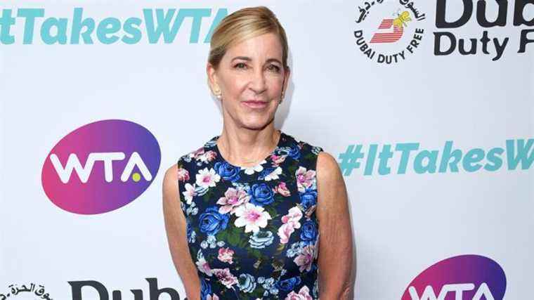 Chris Evert, membre du Temple de la renommée du tennis et annonceur à l'antenne d'ESPN, révèle un diagnostic de cancer de l'ovaire
