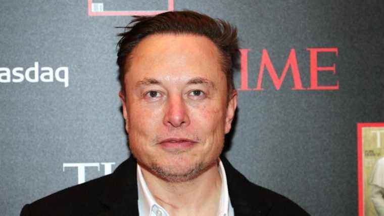 Elon Musk a essayé de payer des milliers de dollars à un adolescent pour qu’il arrête de suivre son avion